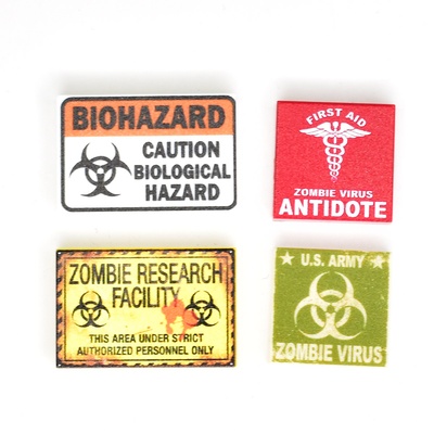 Таблички для мини города "зомби пак 1" (zombie zone, biohazard, danger и т.д.) набор деталей 13 шт. не лего.