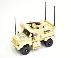Cougar Тяжёлая бронемашина класса MRAP из деталей LEGO