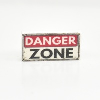 Tile, 1 x 2 с изображением Danger zone