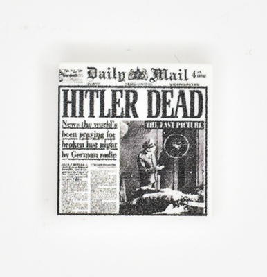 Tile 2 x 2 с изображением газеты Daily Mail от 2 мая 1945 Hitler Dead