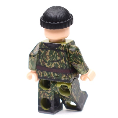 BA001 Российский Солдат в камуфляже ВСР-93 "Барвиха" зимняя форма. Совместим с лего