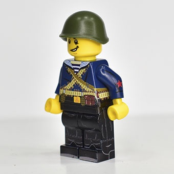 Советский лего солдат морпех, подсумок СВТ-40, каска, пулеметная лента/LEGO армия
